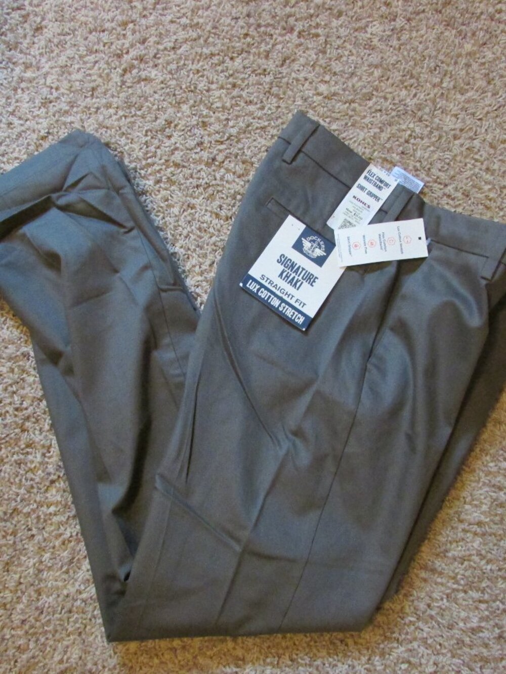 Dockers Signature 33X32 Dark Beige Straight Khakis Shirt Gripper Pants Flex